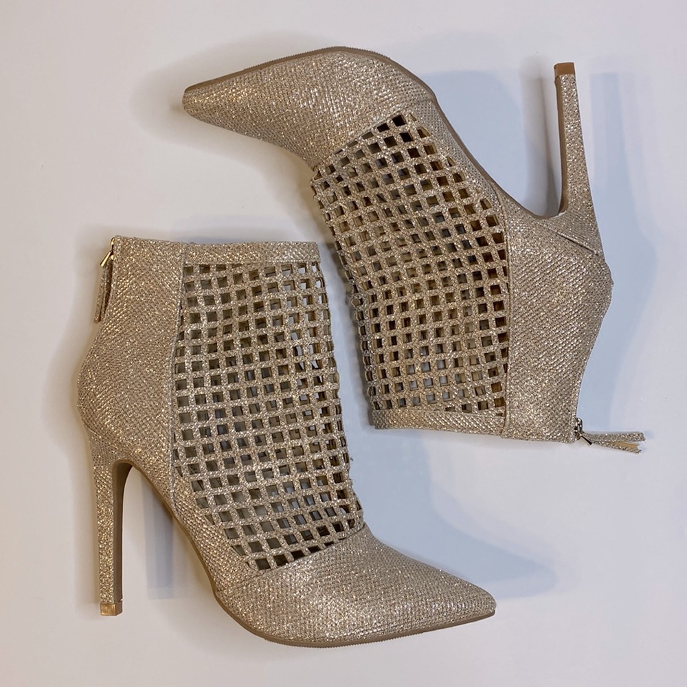Anne Michelle Golden Glittery Heels